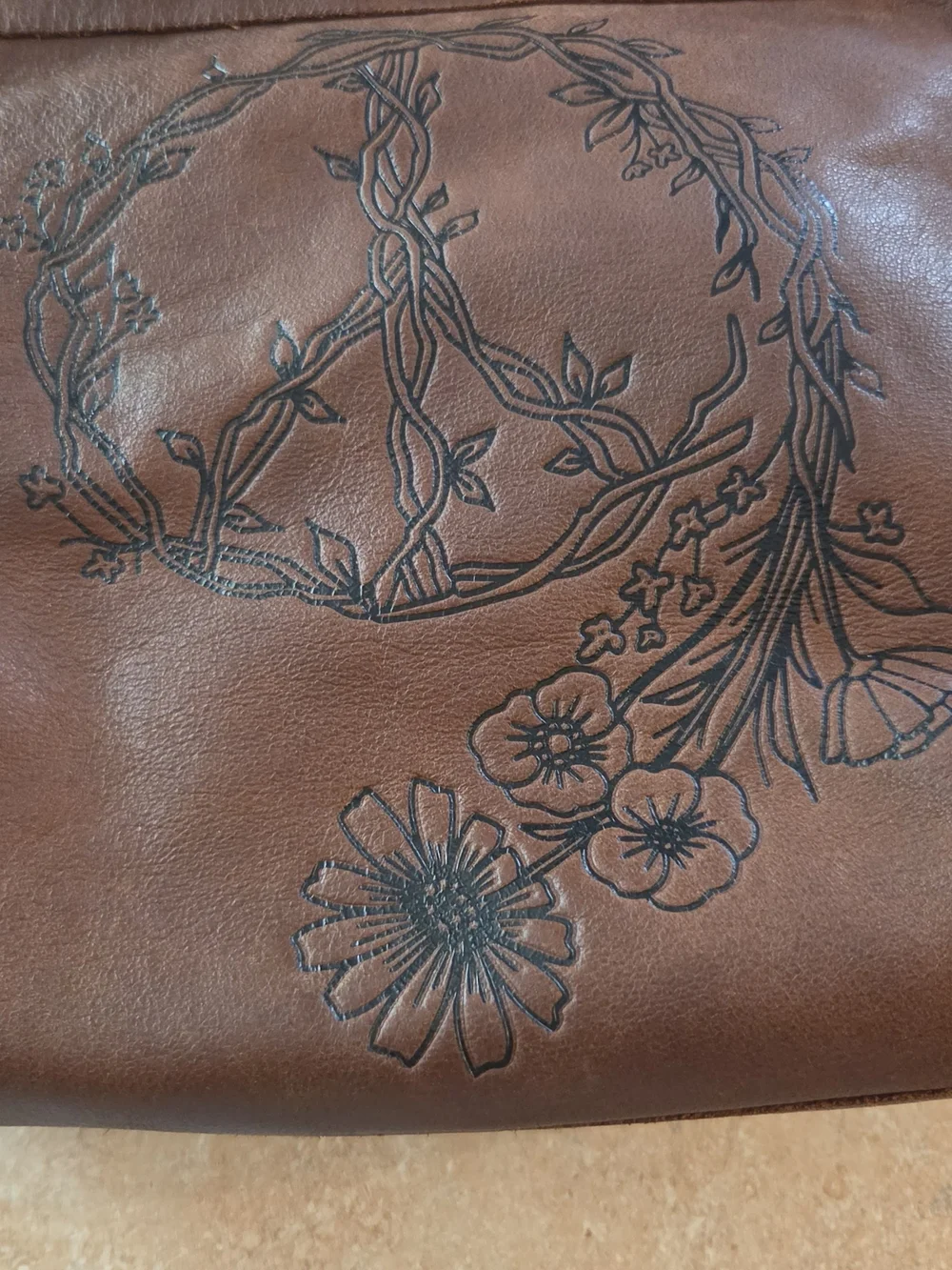 Hobo Avalon Tote Floral Peace EUC